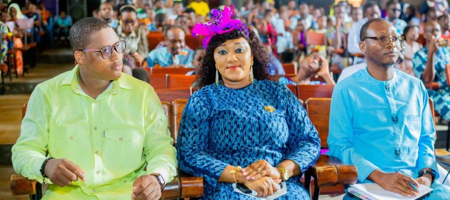 PROCÈS FICTIF DES ENFANTS À OUIDAH : nous avons formé les enfants au Droit et à la citoyenneté responsable.